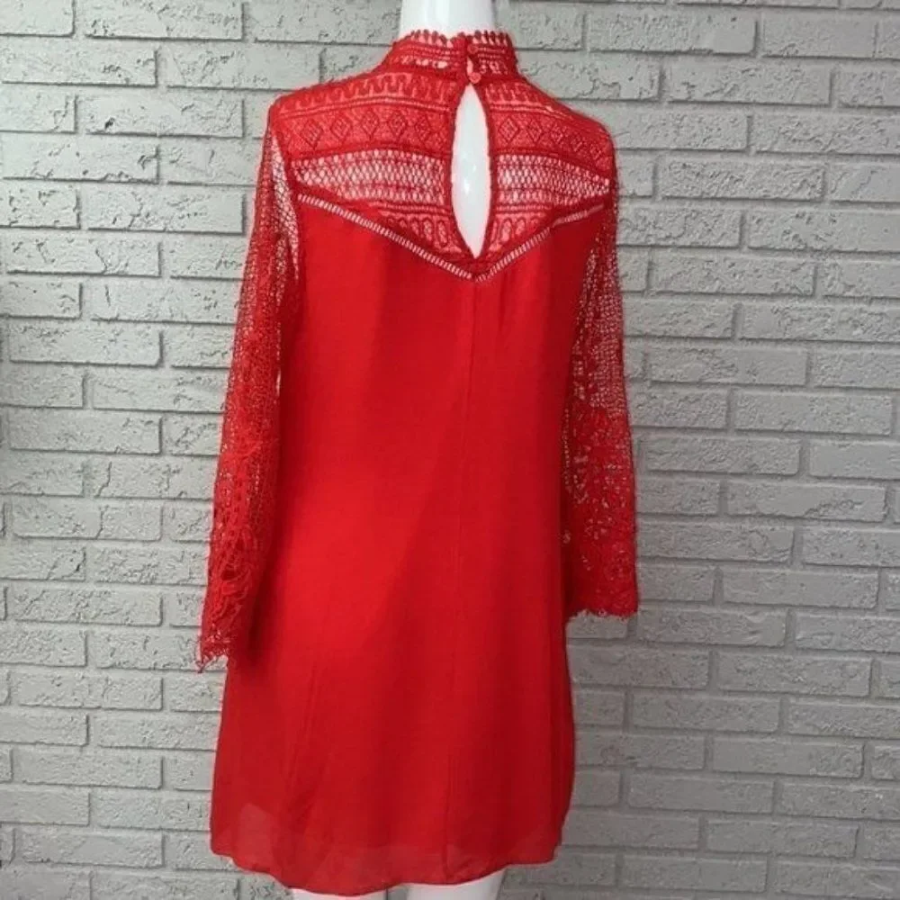 En Creme Crochet Shift Dress Size S